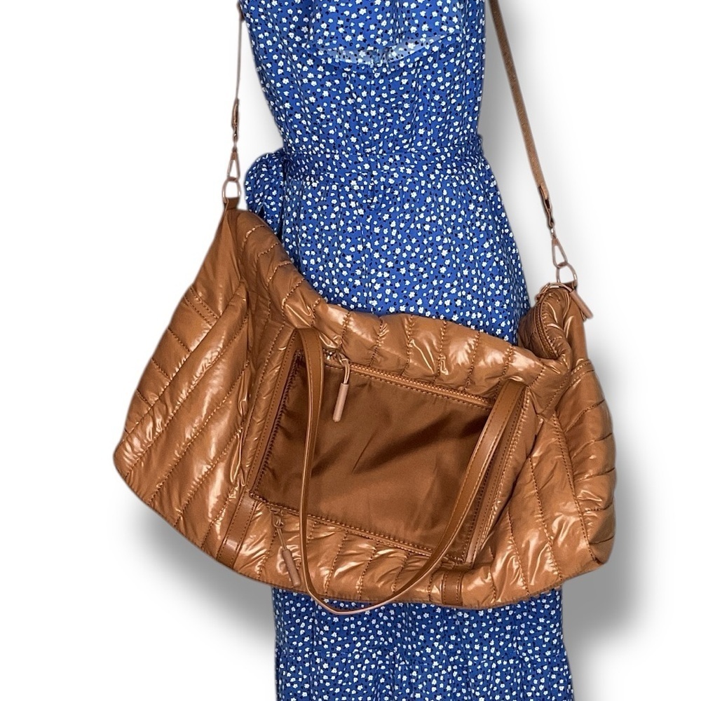 Lee Mocha Brown Quilted Puffer Crossbody Multi Pocket Duffle Bag - Picture 3 of 7